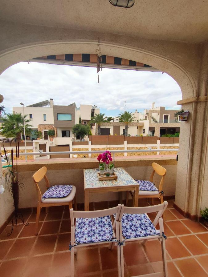Casa De Buenos Dias Lejlighed Torrevieja Eksteriør billede